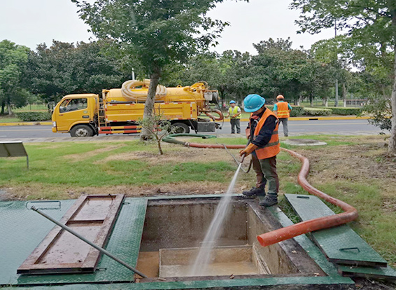 南岔化油池清理